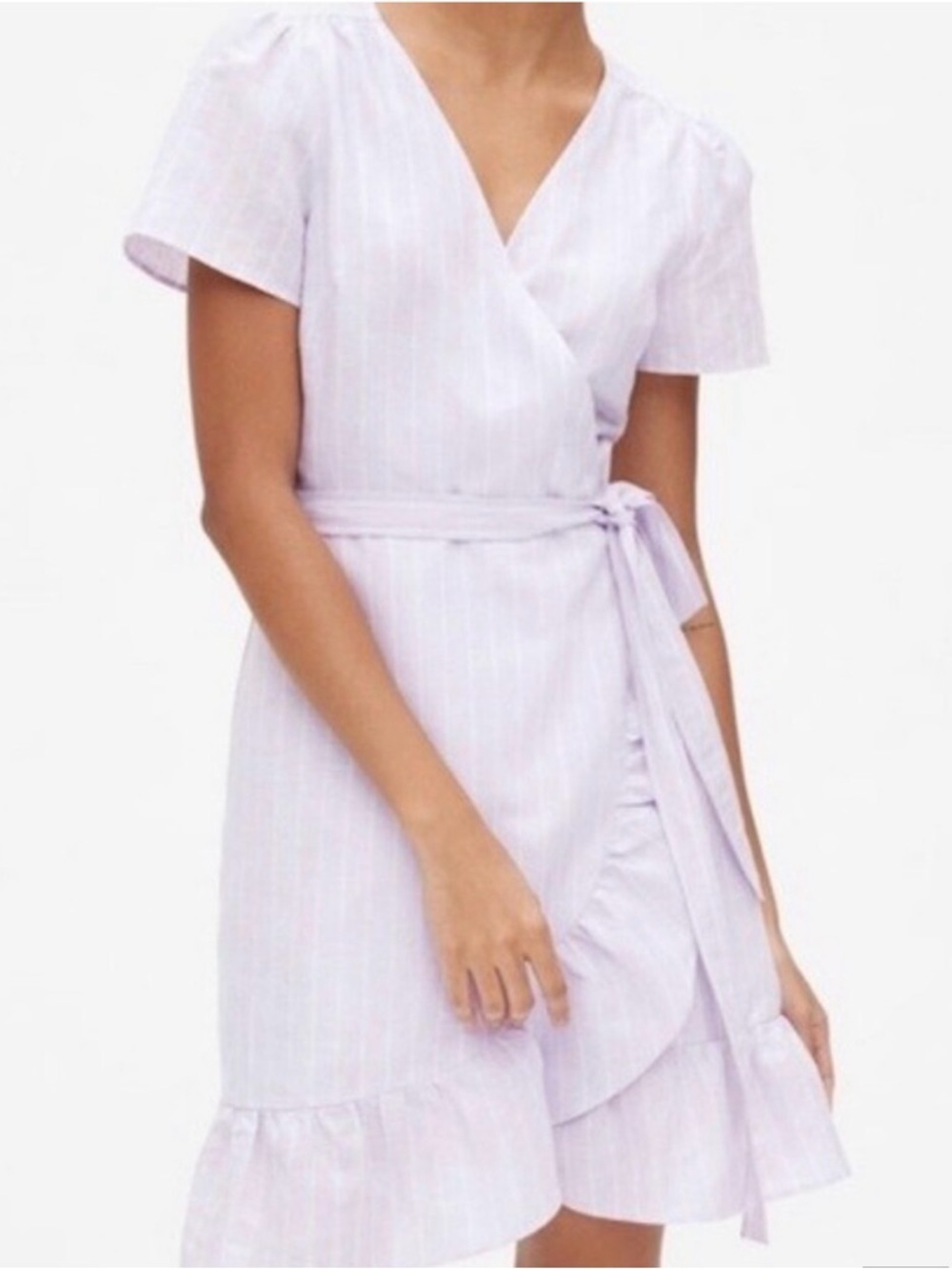 GAP Light Lavender Wrap Dress w/Tie Waist and Ruffle Hem.55% Linen,45% Cotton.